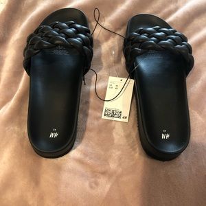 Black braided sandal